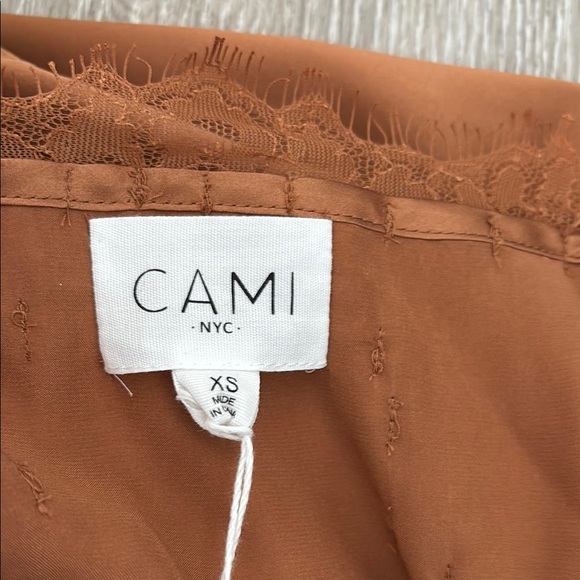 NWT Women's Cami NYC Brown Lace Trim Cami Top - Picture 3 of 4